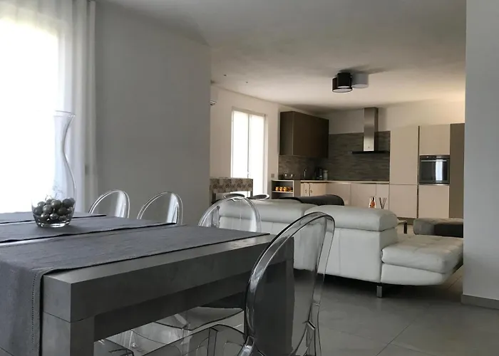 La Casa Dei Limoni Lenno